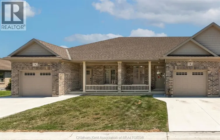 3 Jonathan STREET, Chatham, Ontario N7M6M1