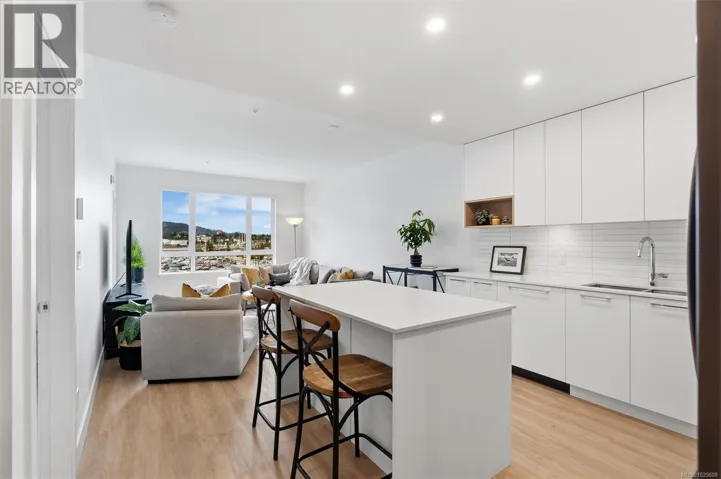 410 940 Reunion Ave, Langford, British Columbia V9B0W6