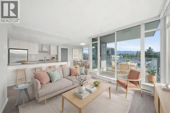 807 520 COMO LAKE AVENUE, Coquitlam, British Columbia V3J0E8