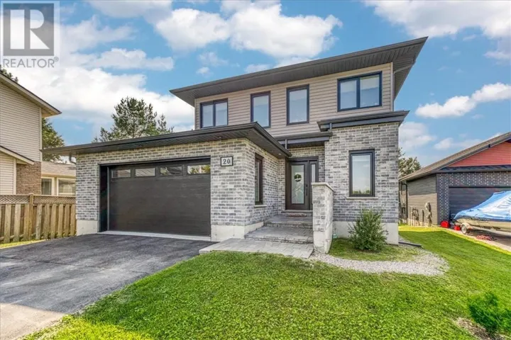 20 Chinaberry Drive, Lively, Ontario P3Y0A1
