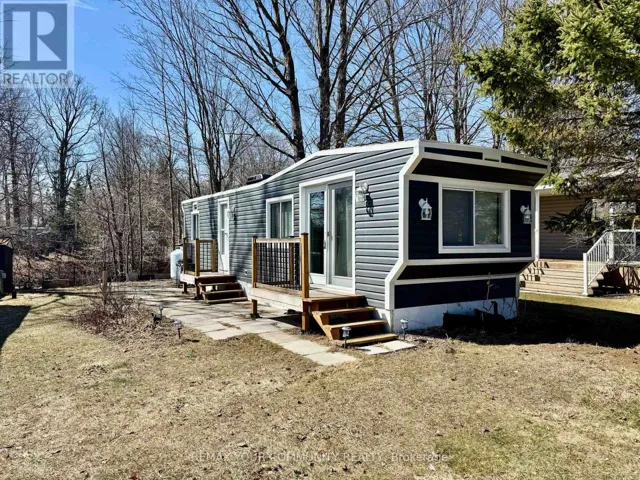 204 - 285 CRYDERMANS SIDE ROAD, Georgina (Baldwin), Ontario L0E1A0
