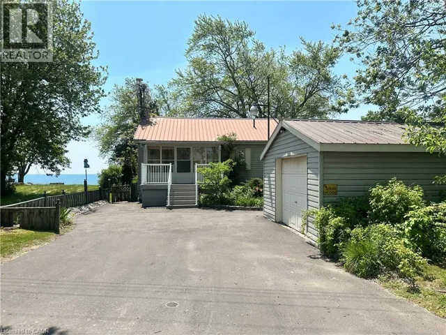 2592 LAKESHORE Road, Dunnville, Ontario N1A2W8