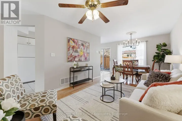 27 - 819 VILLAGE GREEN BOULEVARD, Mississauga (Lakeview), Ontario L5E3H7