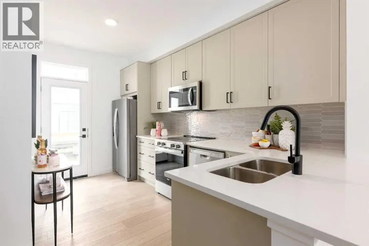 78 Heirloom Passage SE, Calgary, Alberta T3S0K1