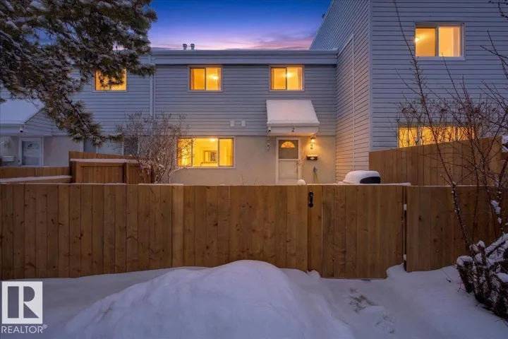 2 MCLEOD PL NW, Edmonton, Alberta T5A3A8