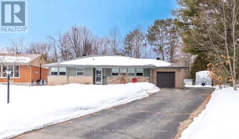 652 BAYWOOD ROAD, North Bay (West End), Ontario P1B4T1