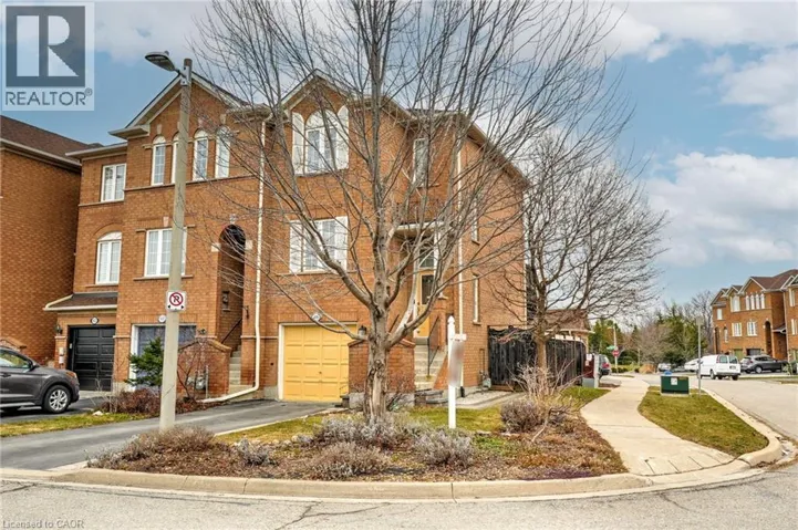 408 FAIRGATE Way, Oakville, Ontario L6H6Y1