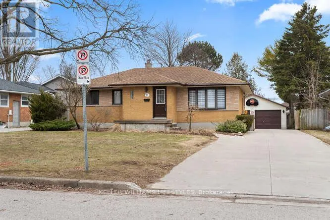 21 GOLDWICK CRESCENT, London East (East D), Ontario N5V2K9