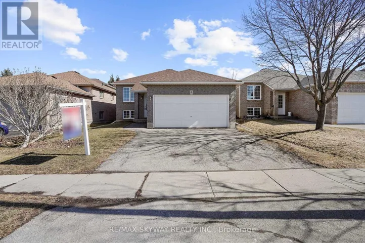 8 BRADLEY LANE, Brantford, Ontario N3T6R5