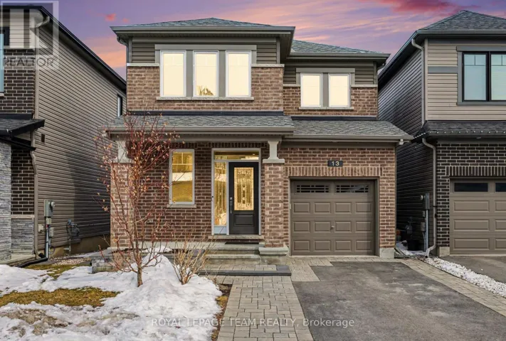 13 ALLAN MOORE PLACE, Ottawa, Ontario K2S2A9