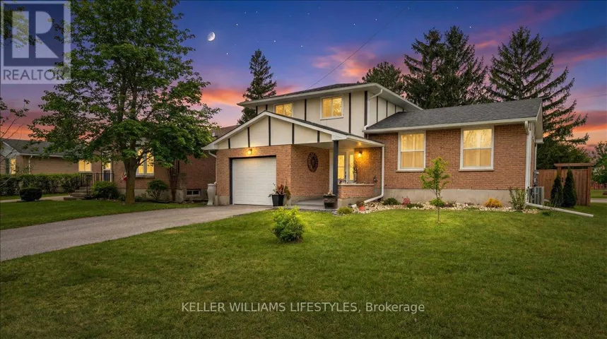 2 JUNIPER PLACE, Lambton Shores (Forest), Ontario N0N1J0