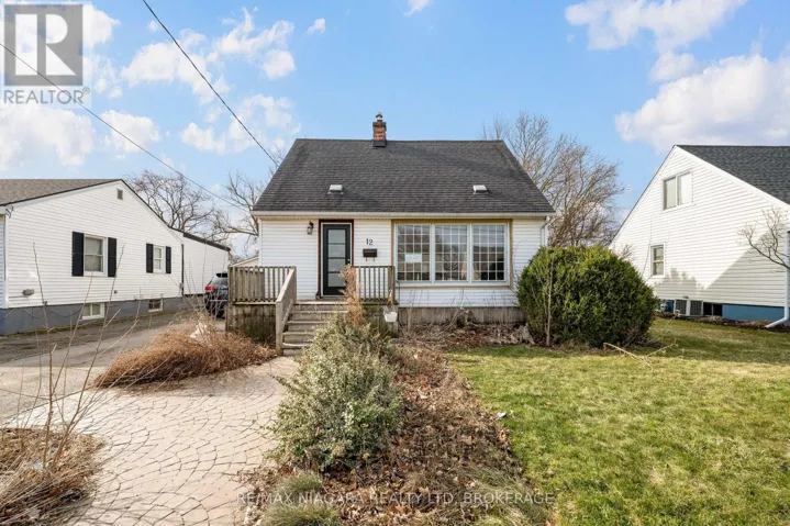 12 ADMIRAL ROAD, St. Catharines (Secord Woods), Ontario L2P1G5