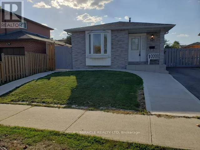 505 SILVERSTONE DRIVE, Toronto (West Humber-Clairville), Ontario M9V4G8