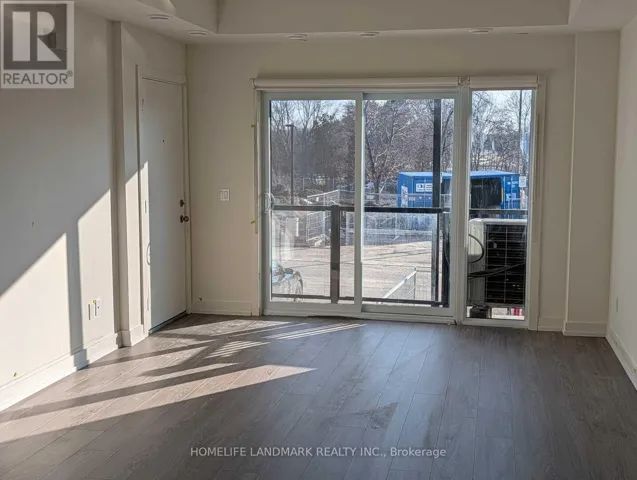 203B - 16 MELBOURBE AVENUE, St. Catharines (E. Chester), Ontario L2P3J8