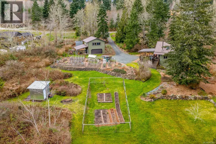 6590 Country Rd, Fanny Bay, British Columbia V0R1W0