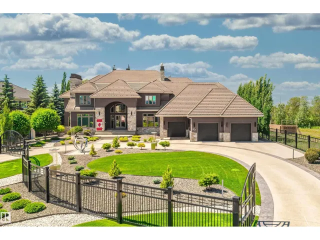 16 WINDERMERE DR SW, Edmonton, Alberta T6W0S2