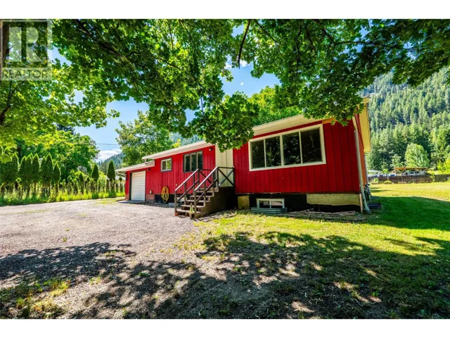 1801 3A Highway, Castlegar, British Columbia V1N3E2
