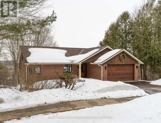 35 WESTVALE DRIVE, Bracebridge (Monck (Bracebridge)), Ontario P1L1B5