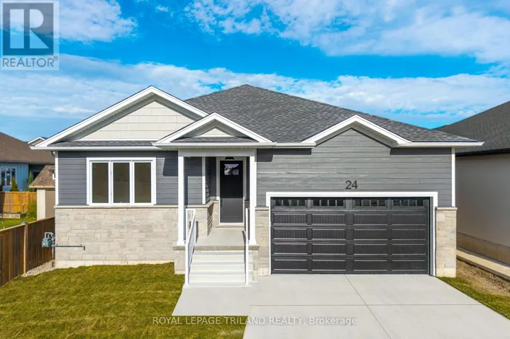 24 BROOKLAWN DRIVE, Lambton Shores (Grand Bend), Ontario N0M1T0