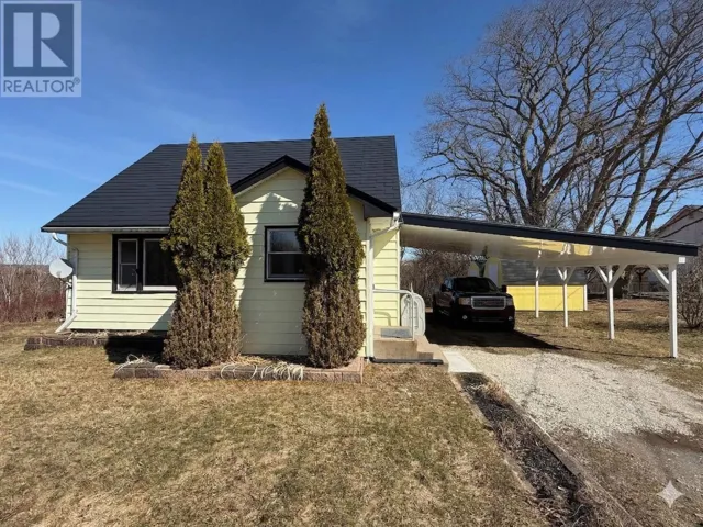 125 Cottage Street, Windsor, Nova Scotia B0N2T0