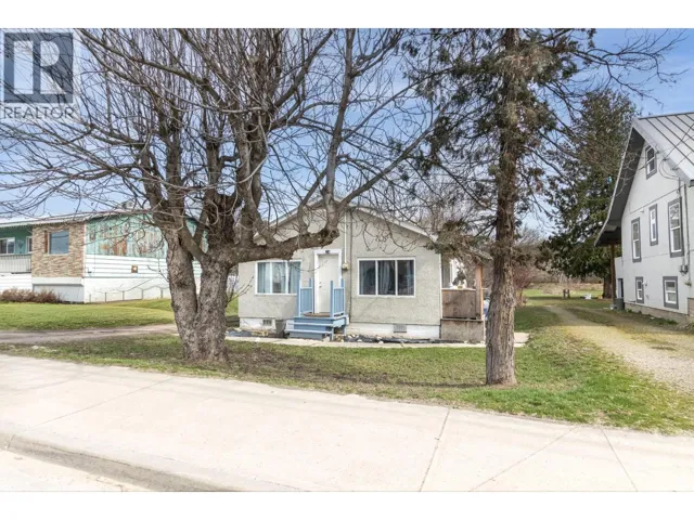 680 10 Street SW, Salmon Arm, British Columbia V1E1T1