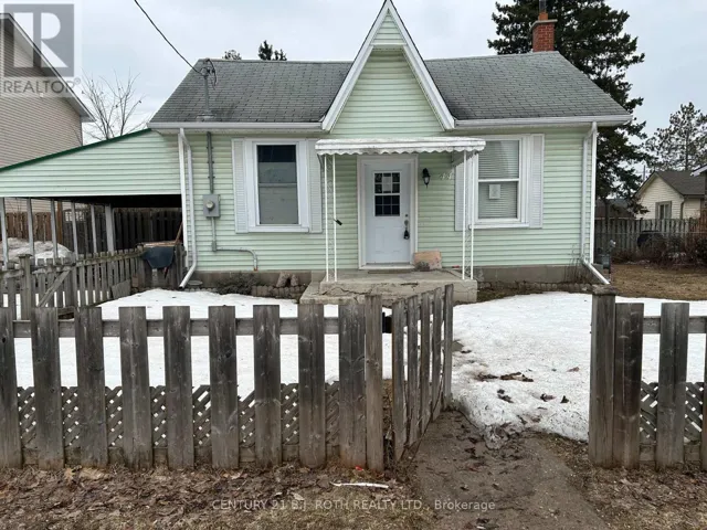 44 SANFORD STREET, Barrie (Sanford), Ontario L4N3C4