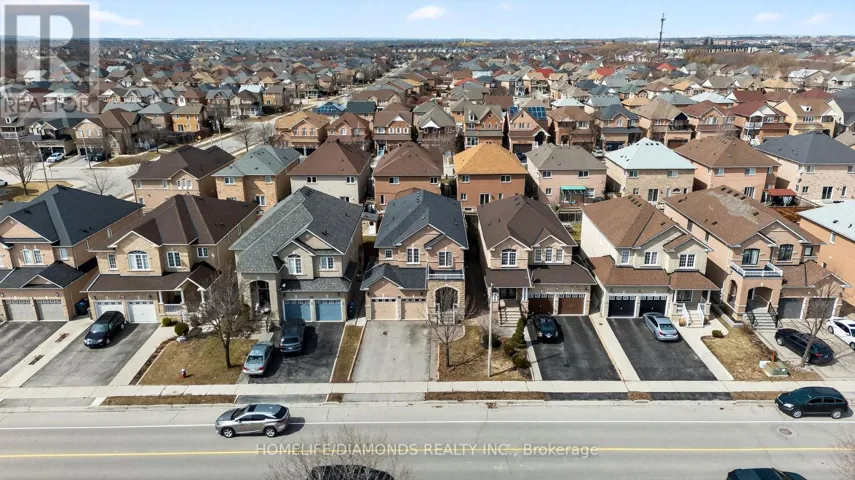 62 DON MINAKER DRIVE, Brampton (Bram East), Ontario L6P1R3