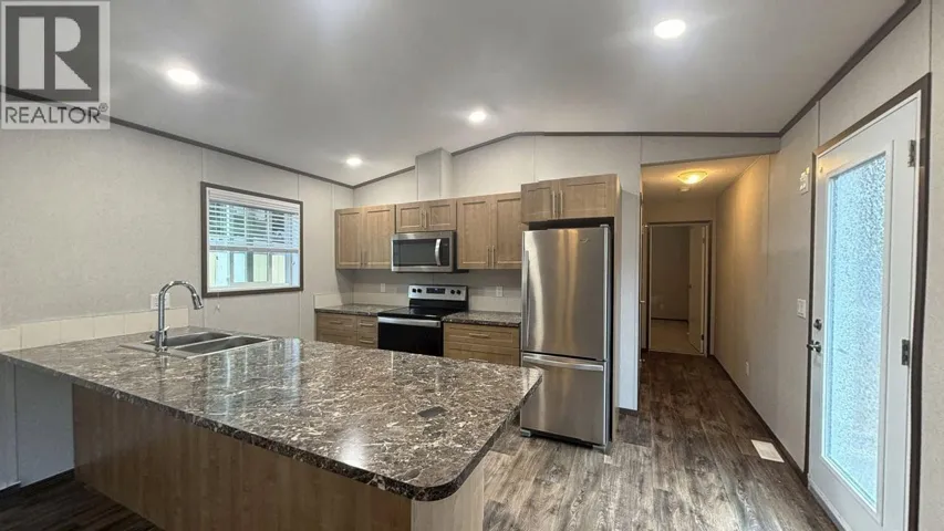 891 MONTE VISTA Drive Unit# 8, Rossland, British Columbia V0G1Y0