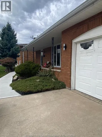 1616 BURWELL COURT, Windsor, Ontario N9C3Z8