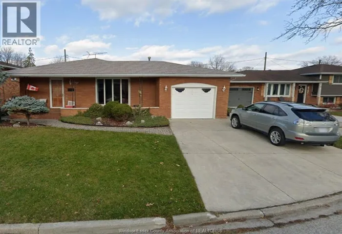 1616 BURWELL COURT, Windsor, Ontario N9C3Z8