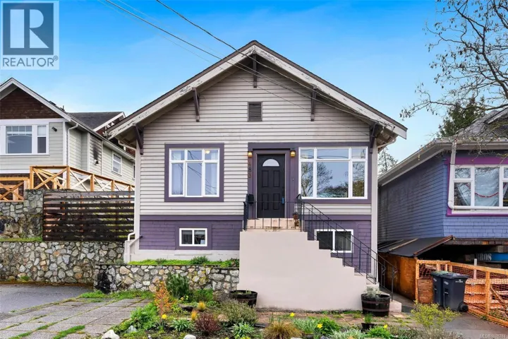 483 Constance Ave, Esquimalt, British Columbia V9A6N2