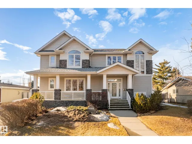 10720 65 ST NW, Edmonton, Alberta T6A2P4