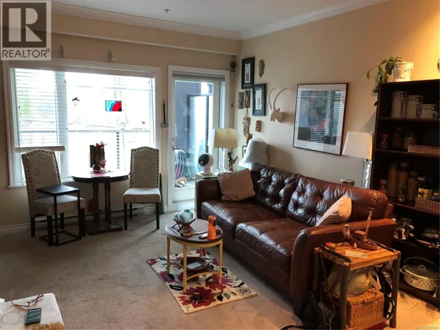 203 9717 First St, Sidney, British Columbia V8L3E1