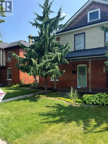 1084 MONMOUTH, Windsor, Ontario N8Y3L7