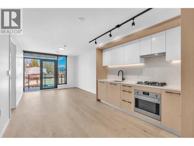 357 5189 EARLES STREET, Vancouver, British Columbia V5R0M7