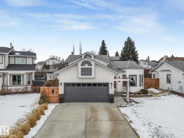 5 DEACON DR, Sherwood Park, Alberta T8H1M8