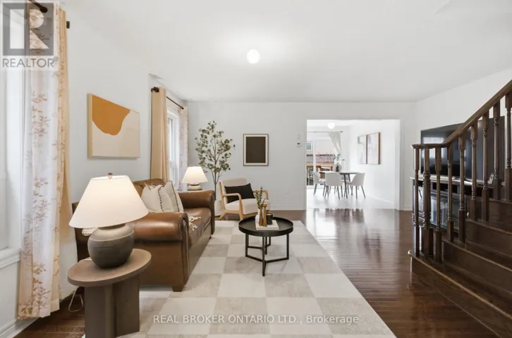 35 HARVEST HILLS BOULEVARD, East Gwillimbury, Ontario L9N0A6