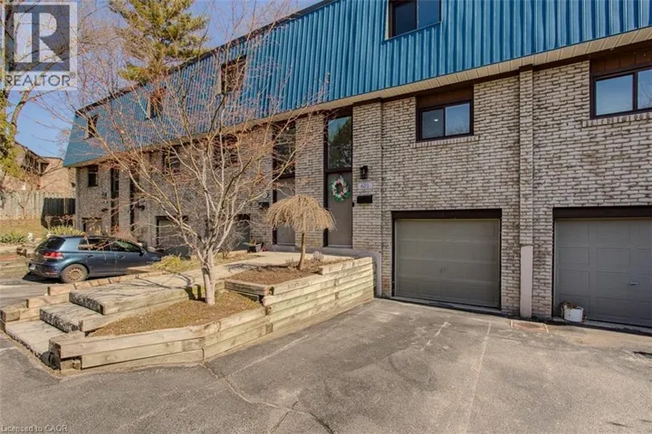 621 FRANCIS Road, Burlington, Ontario L7T3X6