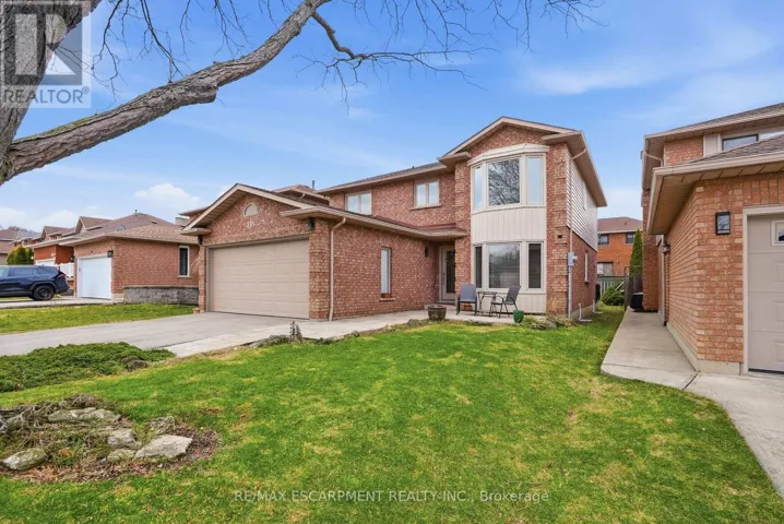 31 REPUBLIC AVENUE, Hamilton (Barnstown), Ontario L9B2G6