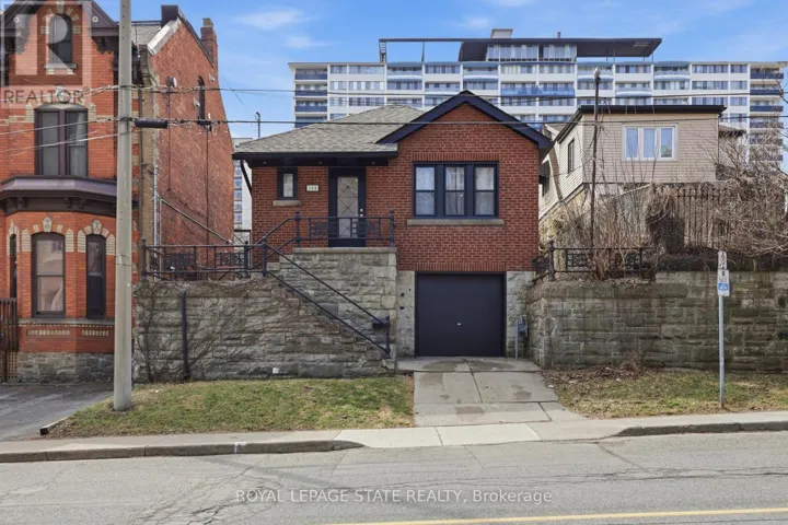 129 JACKSON STREET W, Hamilton (Durand), Ontario L8P1L8