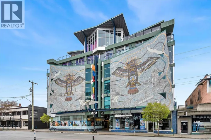 206 1061 Fort St, Victoria, British Columbia V8V3K5