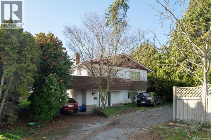 1619 Longacre Dr, Saanich, British Columbia V8W3W3