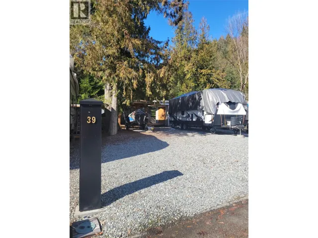 3303 Mabel Lake Road Unit# 39, Enderby, British Columbia V0E1V5