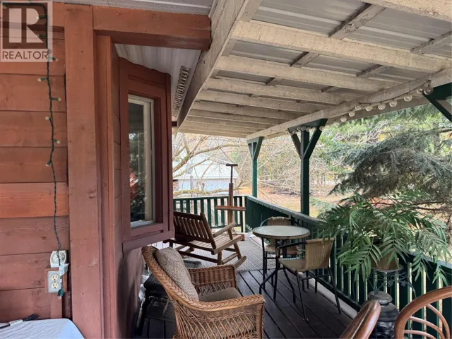 1368 Wenger Road, Arrow Creek, British Columbia V0B1G9