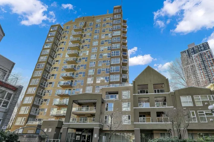 905 9830 WHALLEY BOULEVARD, Surrey, British Columbia V3T5S7