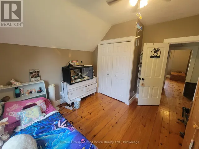 780