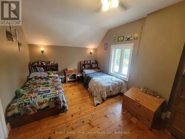 780