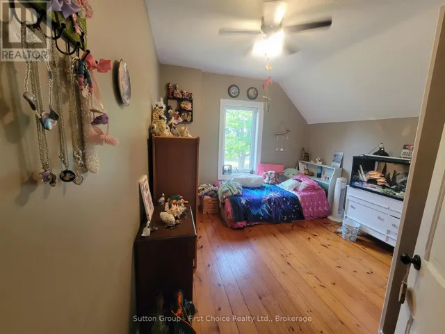 780