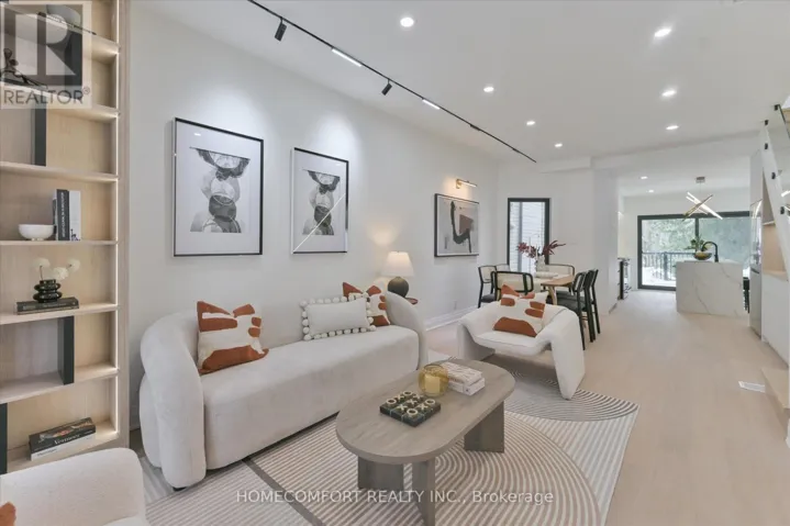 192 WAVERLEY ROAD, Toronto (The Beaches), Ontario M4L3T3