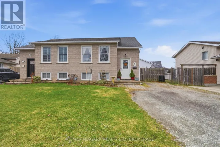 9 JOSHUA COURT, Welland (Broadway), Ontario L3C7E3